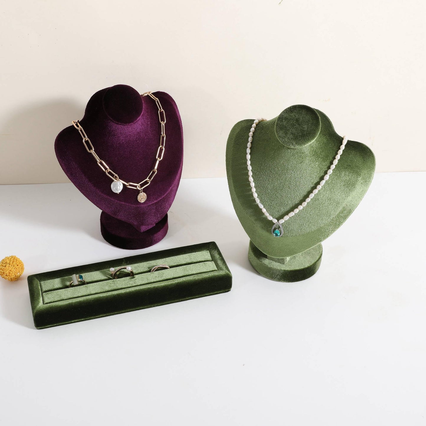CHISTOR Velvet Necklace display stand for Selling, Jewelry Bust Mannequin for Show, Small Necklace Holder Stand【Green】