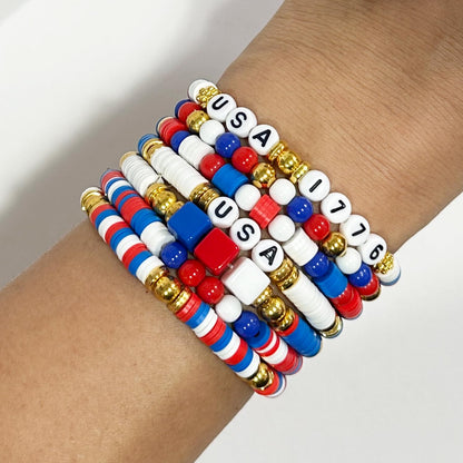 USA Clay Beads Bracelets Jewelry Making Kit, Veternas Day, Memorial Day, 4th of July, Independence Day, Party Supplies Faovrs, USA Flag Art and Craft DIY Keychain Making Set, (Red White Blue, 1 Box)