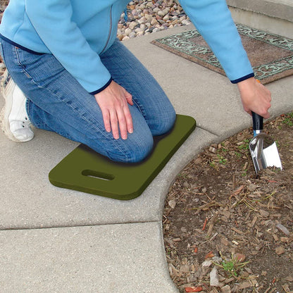 Fiskars Garden Kneeling Pad, 11" x 18" Lightweight and Thick EVA Foam Knee Cushion with Handle for Gardening, Cleaning, or Construction - Moisture and Rip Resistant, Gardening Supplies, Green