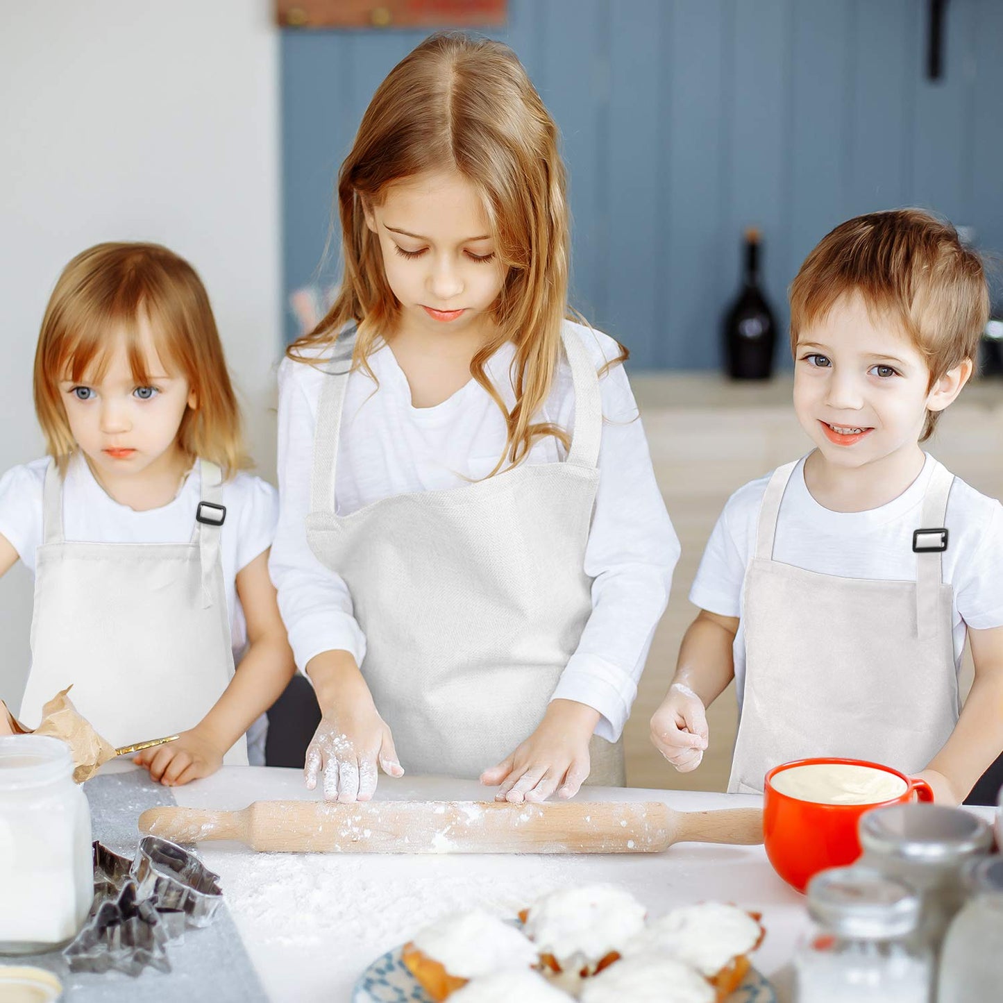 Yaomiao 4 Pieces Kids Apron with Pocket Children Adjustable Chef Apron for Cooking Baking Painting (White,S for 2-6 Age)