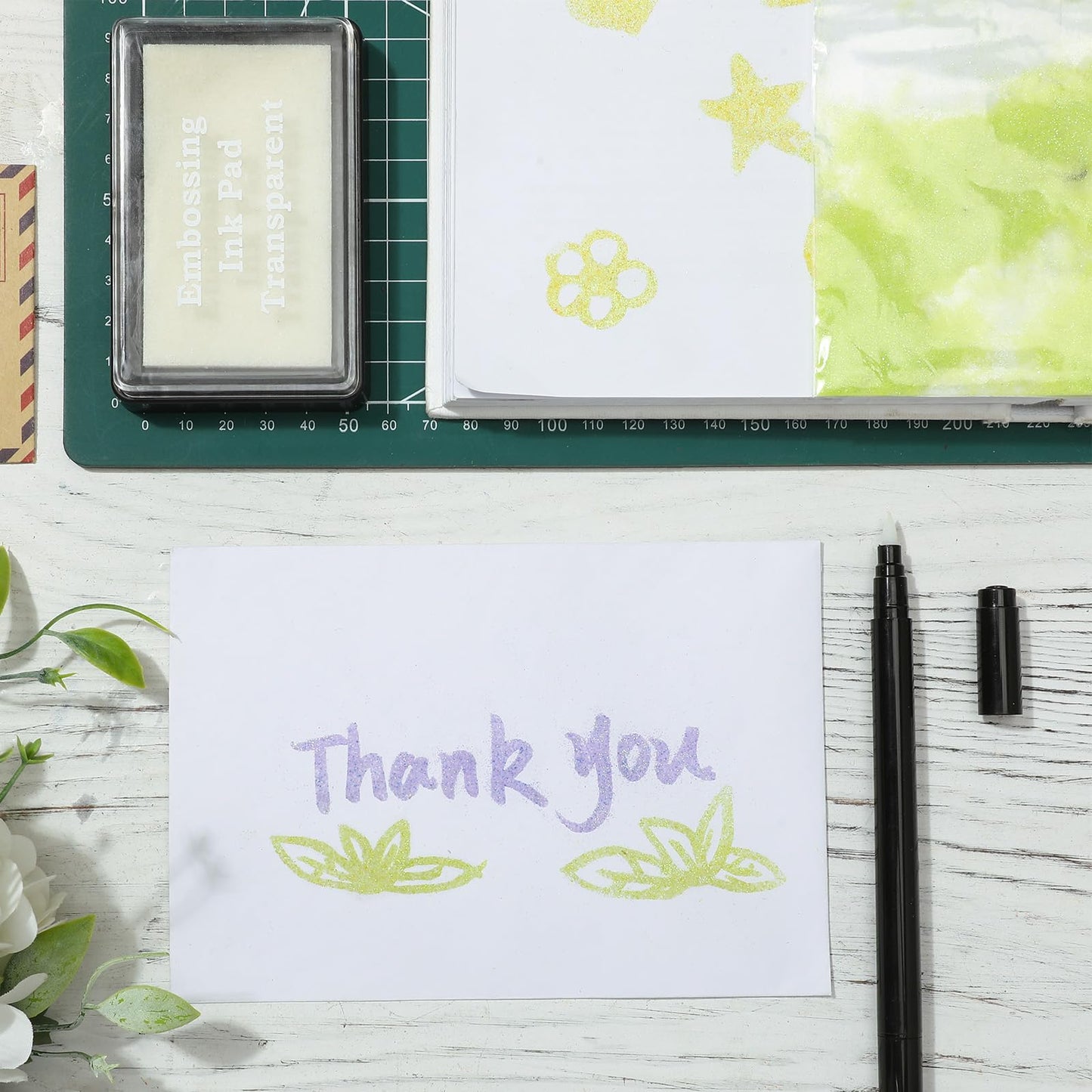 LemonSecret 4 Pcs Emboss It Kit Included 2 Clear Embossing Ink Pad 2 Embossing Pen White Stamp Ink Pad Emboss Kit for Paper Scrapbooking Crafts