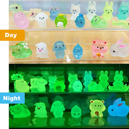 Nixegym (100PCS) Mini Glow in The Dark Animal Resin Models, Mystery Resin Animals Blind Bag for Birthday Party Gift, DIY Crafts, Ornaments, Random Design