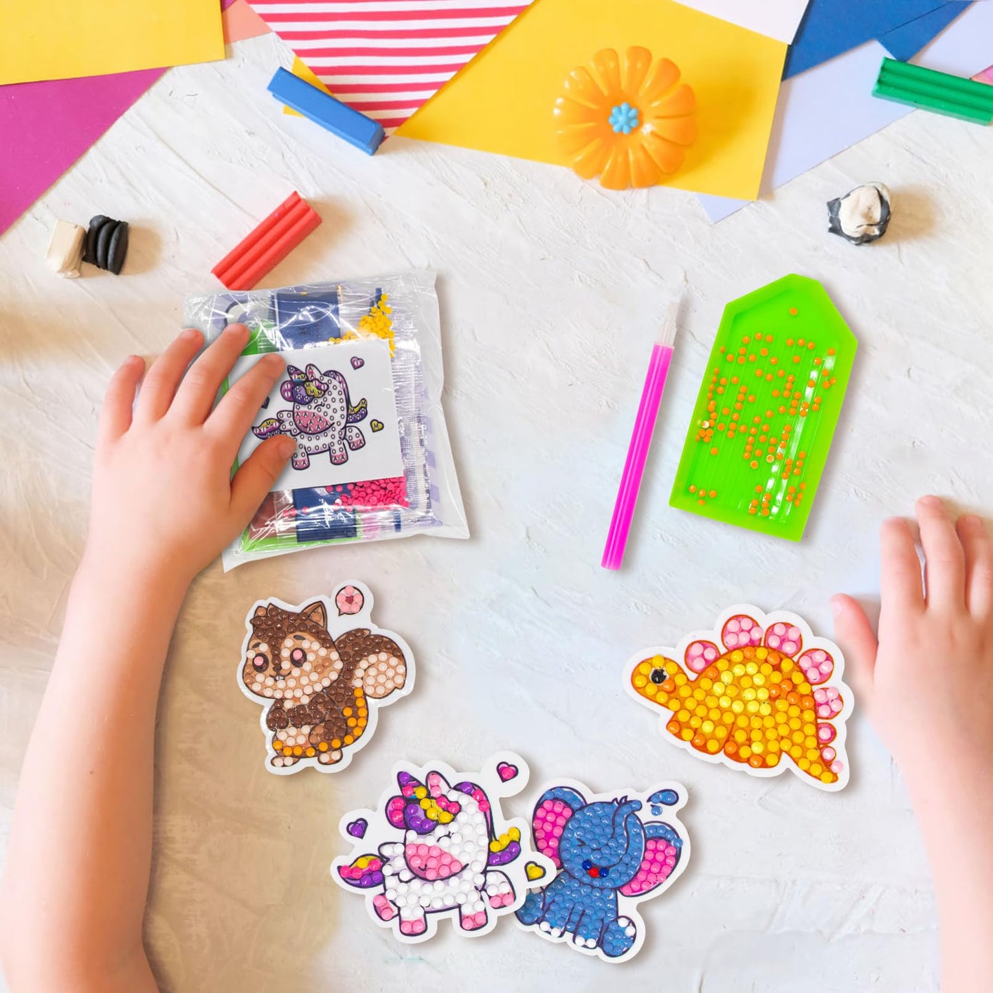 VOOADA Valentines Day Cards for Kids,Perfect 28 Pack Animal Buddies Painting Arts Crafts Kits for Kids School Classroom Birthday Party, Diamond Art Stickers Party Favors Packs for Boys Girls Gift