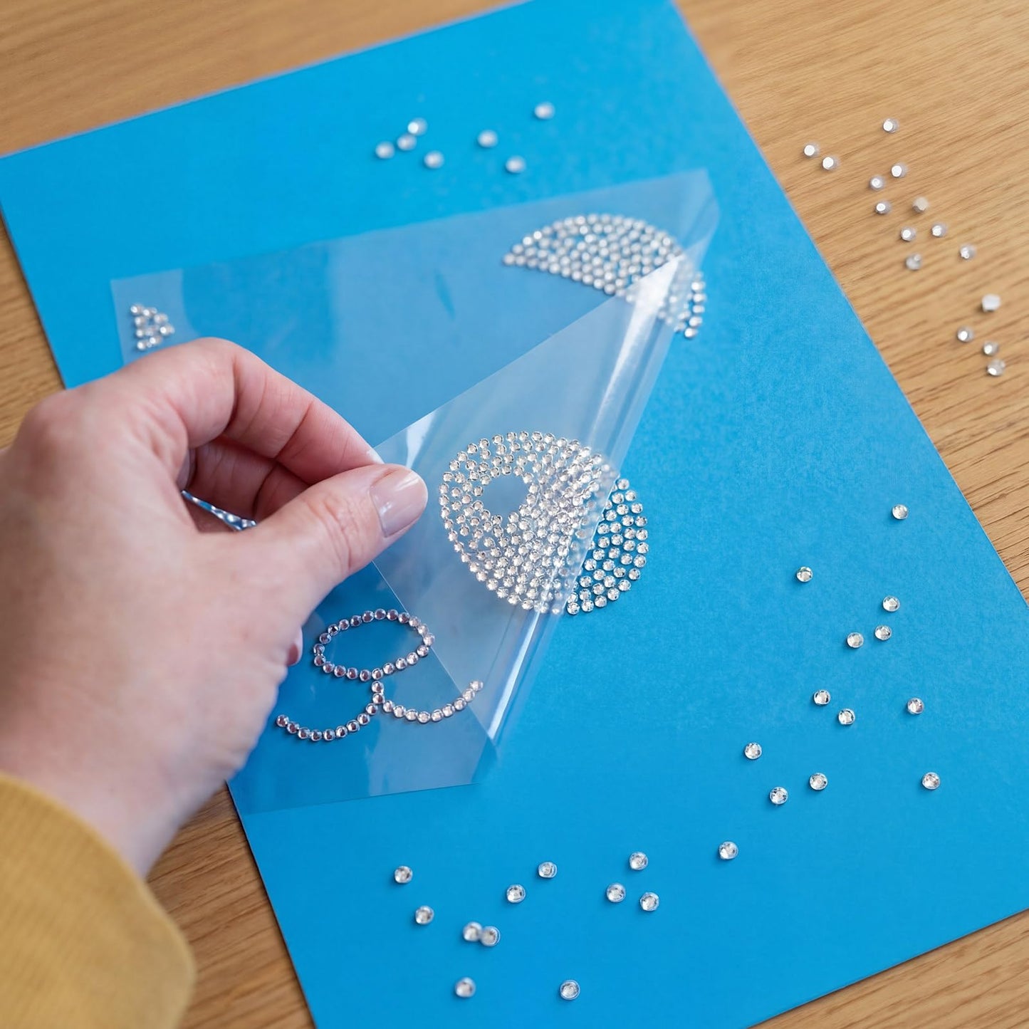 Sosation Rhinestone Flock Template Stencil Kit 1.5Yard Magic Sticky Flock and Heat Transfer Tape 2880pcs Crystal Rhinestone 1set Rhinestones Easy Picker for Hotfix Rhinestones Vinyl Cutting Machine