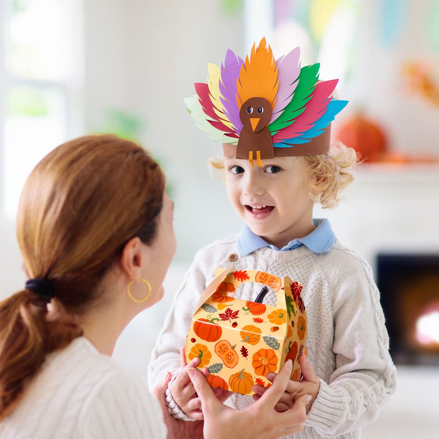 Capoda 24 Pcs Fall Treat Boxes Thanksgiving Fall Party Candy Boxes Pumpkin Maple Leaf Pattern for Treats for Thanksgiving Favor Autumn Harvest Halloween Birthday Party Decoration