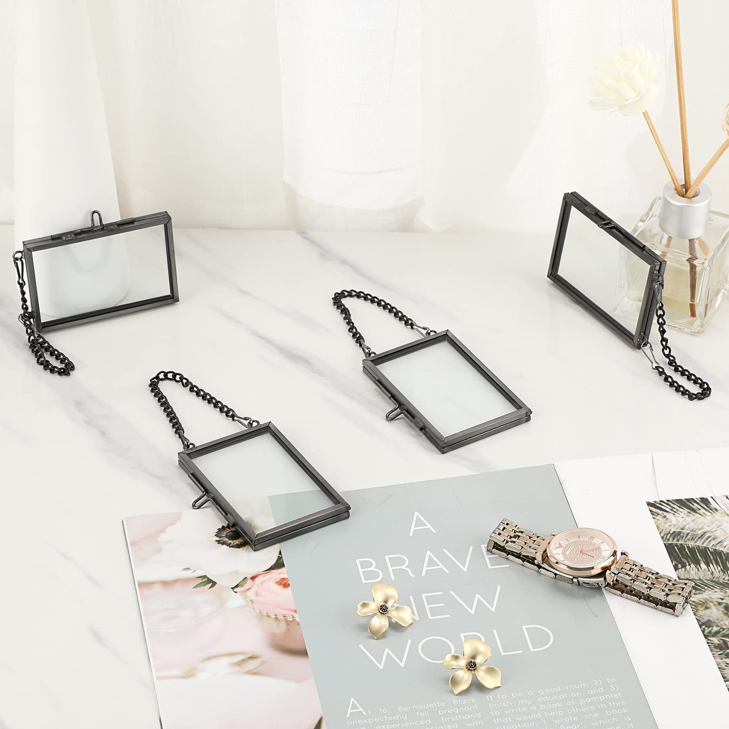 JUXYES Set of 4 Mini Wall Hanging Brass Frame for Pressed Flowers, Glass Hanging Picture Artwork Display Frames, Double Glass Floating Style Gallery Wall Frame for Picture, Pressed Flower, Poster, etc