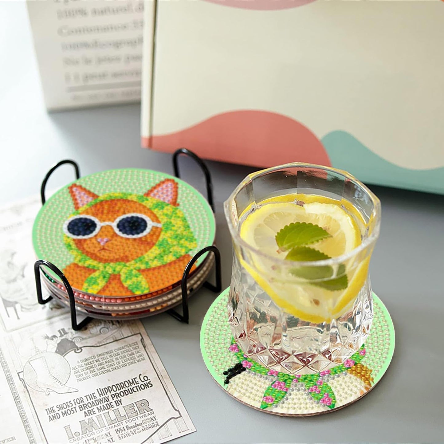 Yijingtop 8 Pcs Retro Cat Diamond Painting Coasters Kits with Holder,Funny Cat Diamond Art Coasters with Wooden Cork,DIY Round Drill Small Diamond Art for Adults for Home Wall Decor