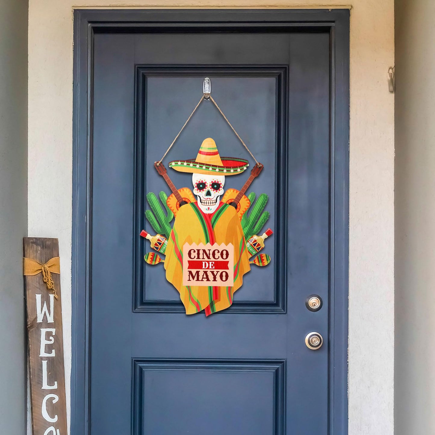 Menkxi 1 Pcs Cinco De Mayo Door Sign Decoration Mexican Skeleton Front Door Welcome Hanger Wreath Wooden Hanging Signs for Cinco De Mayo Party Supplies(Mexican Theme)