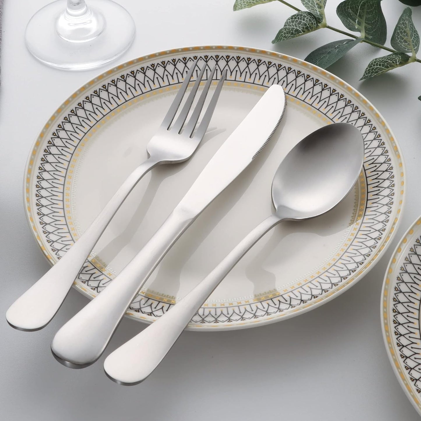 LIANYU 20 Piece Silverware Set - Matte Silverware Flatware Set for 4 - Stainless Steel Kitchen Utensils