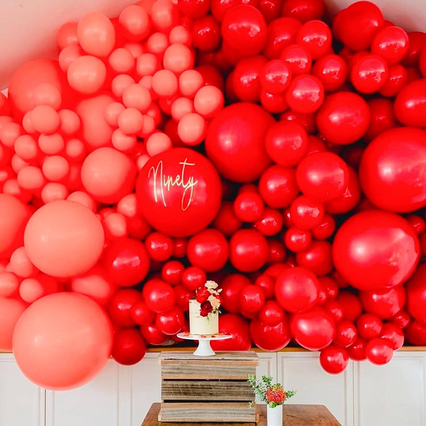 PartyWoo Red Helium Balloons - 100pcs 12 Inch for Birthday, Graduation & Celebrations
