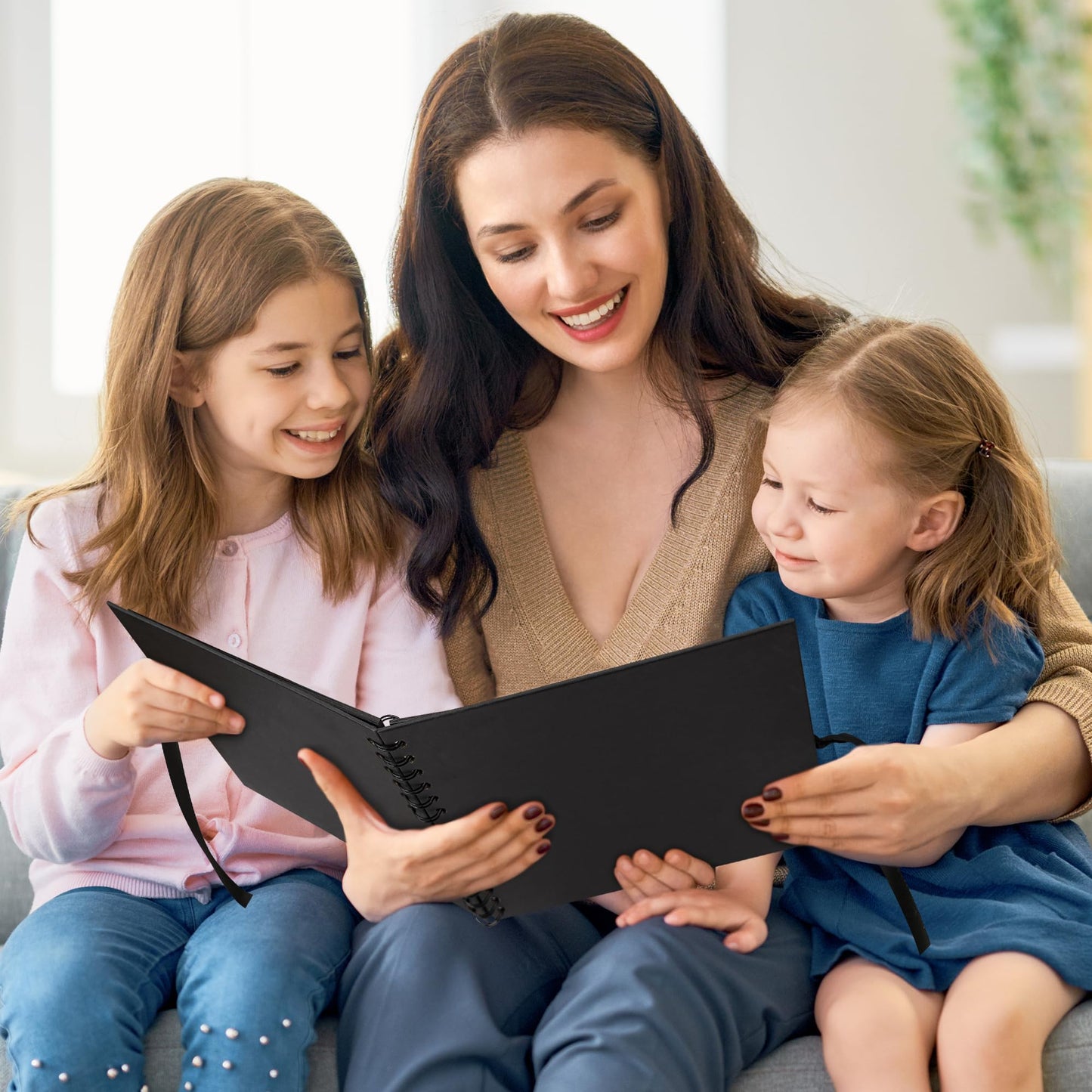 Remowith 10×10 inch Scrapbook Photo Album DIY Picture Book 40 Pages, Thick Kraft Paper Scrap Book Album with Silk Ribbon Wedding Guest Book Memory Book for Baby, Family, Travel (Black)