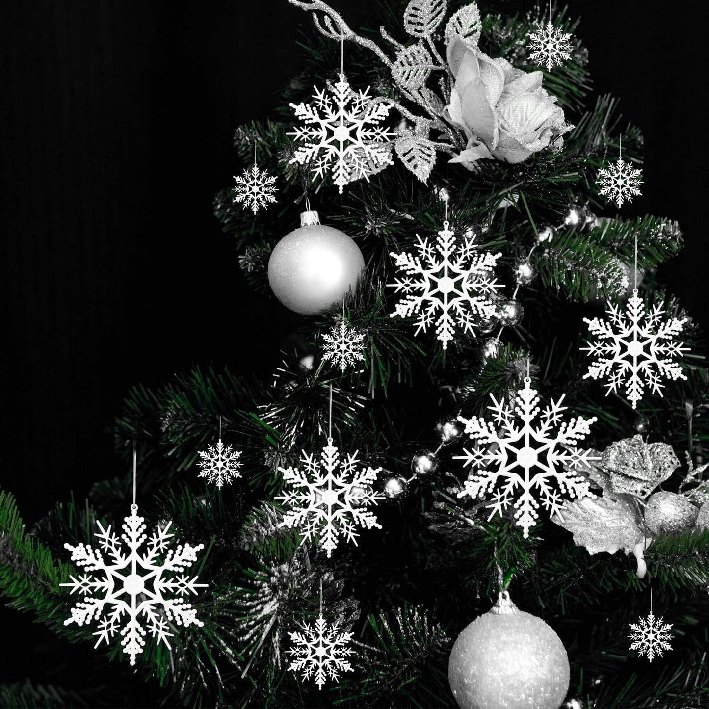 110 Pieces Tmflexe White Plastic Snowflakes Ornaments for Christmas Decoration, 6 Sizes DIY Art Crafts