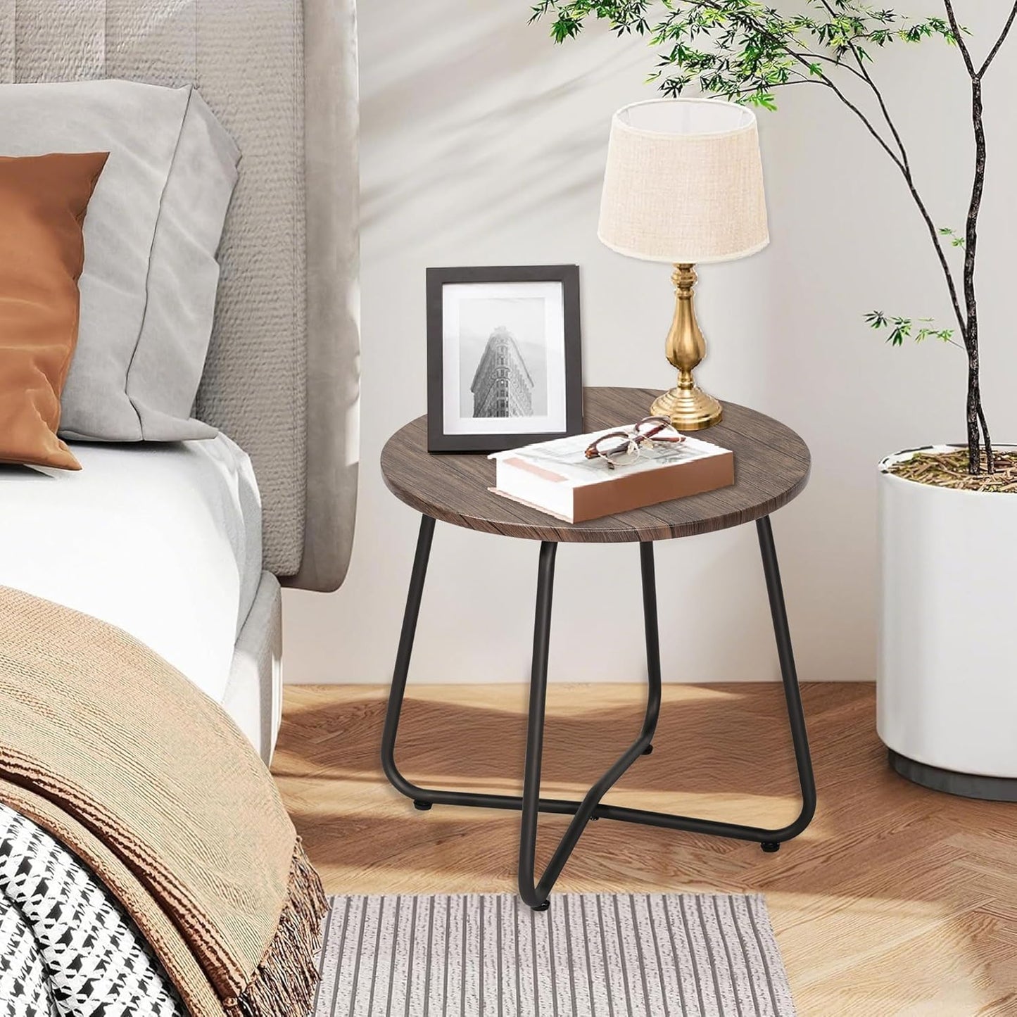 Table,17.7 inch VECELO Outdoor Side Patio Small Round End Table,Waterproof Wood Table with Weather Resistant Steel