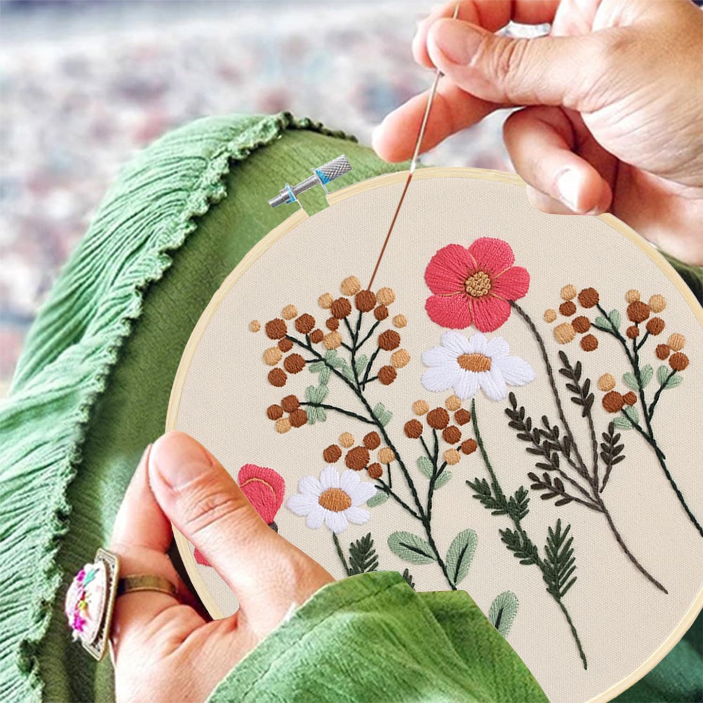EVERMARKET 3 Pack Embroidery Starter Kits with Pattern, Flowers Stitches Kit for Beginner, Floral Stamped Embroidery Practice Kit for Women, Blooms Embroidery Fabric, Red