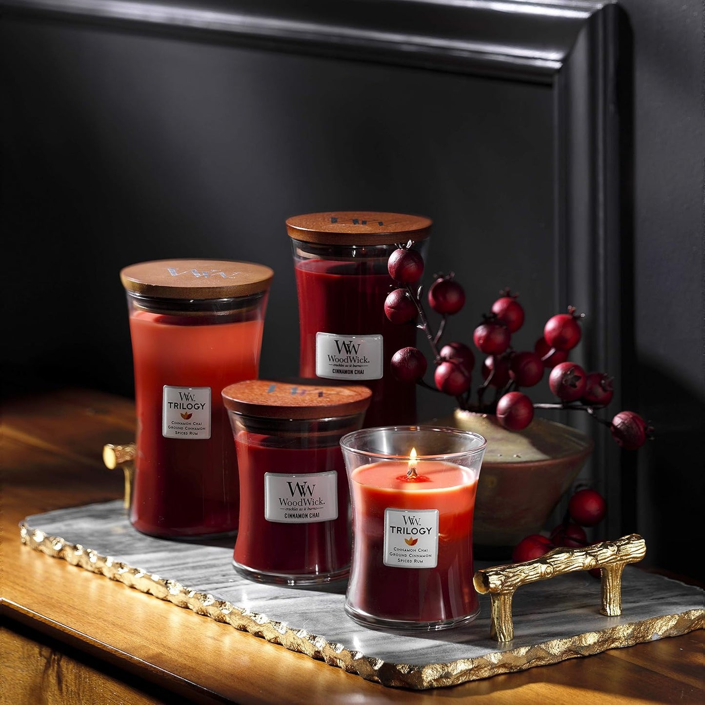 WoodWick Medium Hourglass Scented Candle, Cinnamon Chai, with Crackling Wick, Burn Time: Up to 60 Hours