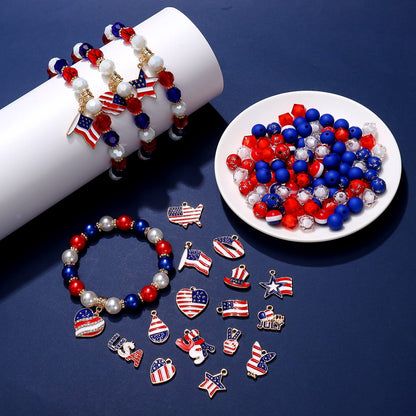 660PCS+ Patriotic Beads Charms for Jewelry Making American Flag Heart Star Charms 4th of July Acrylic Crystal Clay Star Loose Beads for DIY Necklace Bracelet Earrings (660PCS+ (Beads+Charms))