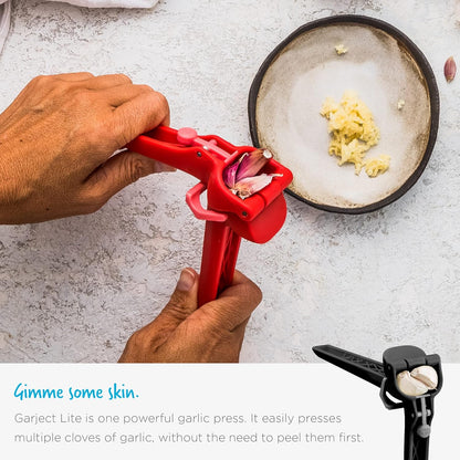 2-In-1 Dreamfarm Garject Lite Garlic Peeler, Garlic Press & Mincer with Garlic Peel Ejector, Nylon - Black