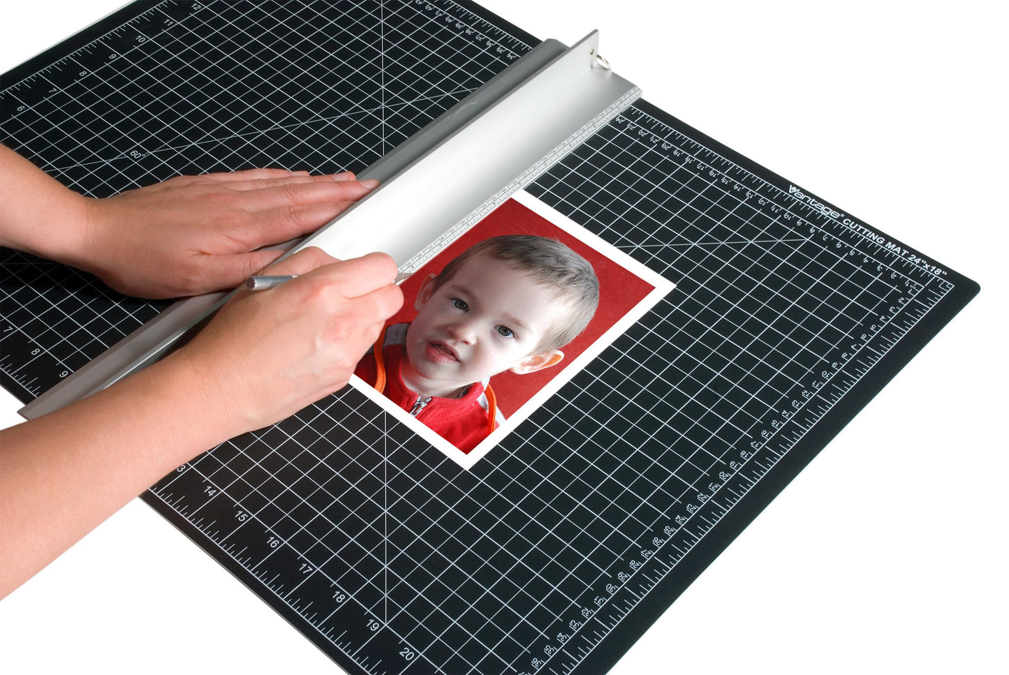 Dahle Vantage 10792 Double-Sided Premium Self-Healing Cutting Mat, 18"x24", 1/2" Grid, 5 Layers for Max Healing, Perfect for Crafts & Sewing, Black