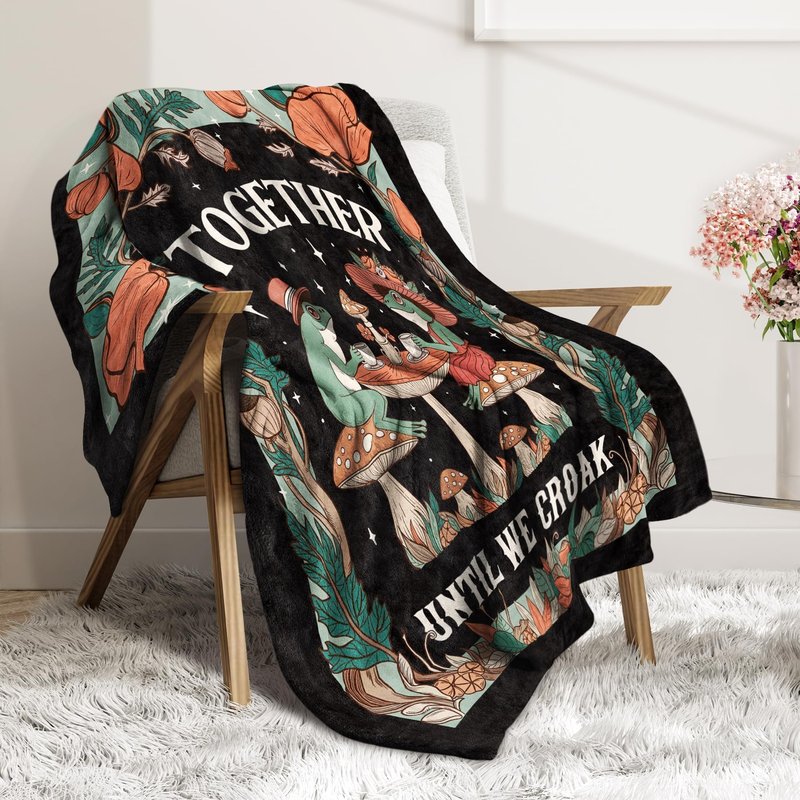 SteadStyle Valentine's Day Gifts for Her Him, Wedding Anniversary Birthday Frog Blanket for Couples Boyfriend Girlfriend, Romantic I Love You Gift for Wife Husband, Couch Picnic Home Decor 60X50
