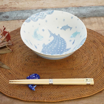 Whale Shark Donburi set, Microwave-Safe Bowl and Chic Chopstick, Whale Shark Chopstick Rest, Pair Set in Sea-Inspired Gift Box, For Ramen, Bowls, Rice Bowls, Soup Bowls.