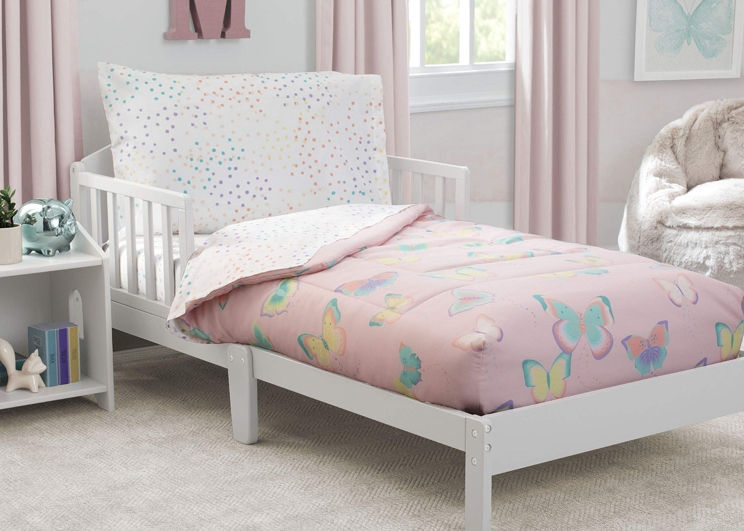 Delta Children 4 Piece Toddler Bedding Set for Girls - Reversible 2-in-1 Comforter - Includes Fitted Comforter to Keep Little Ones Snug, Bottom Sheet, Top Sheet, Pillow Case - Pink Butterfly Flutter