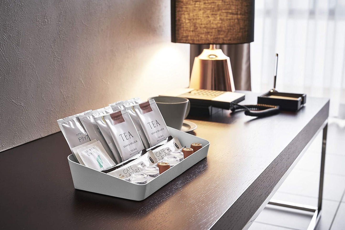 YAMAZAKI home Tower Amenity Tray Wide L, White, Large