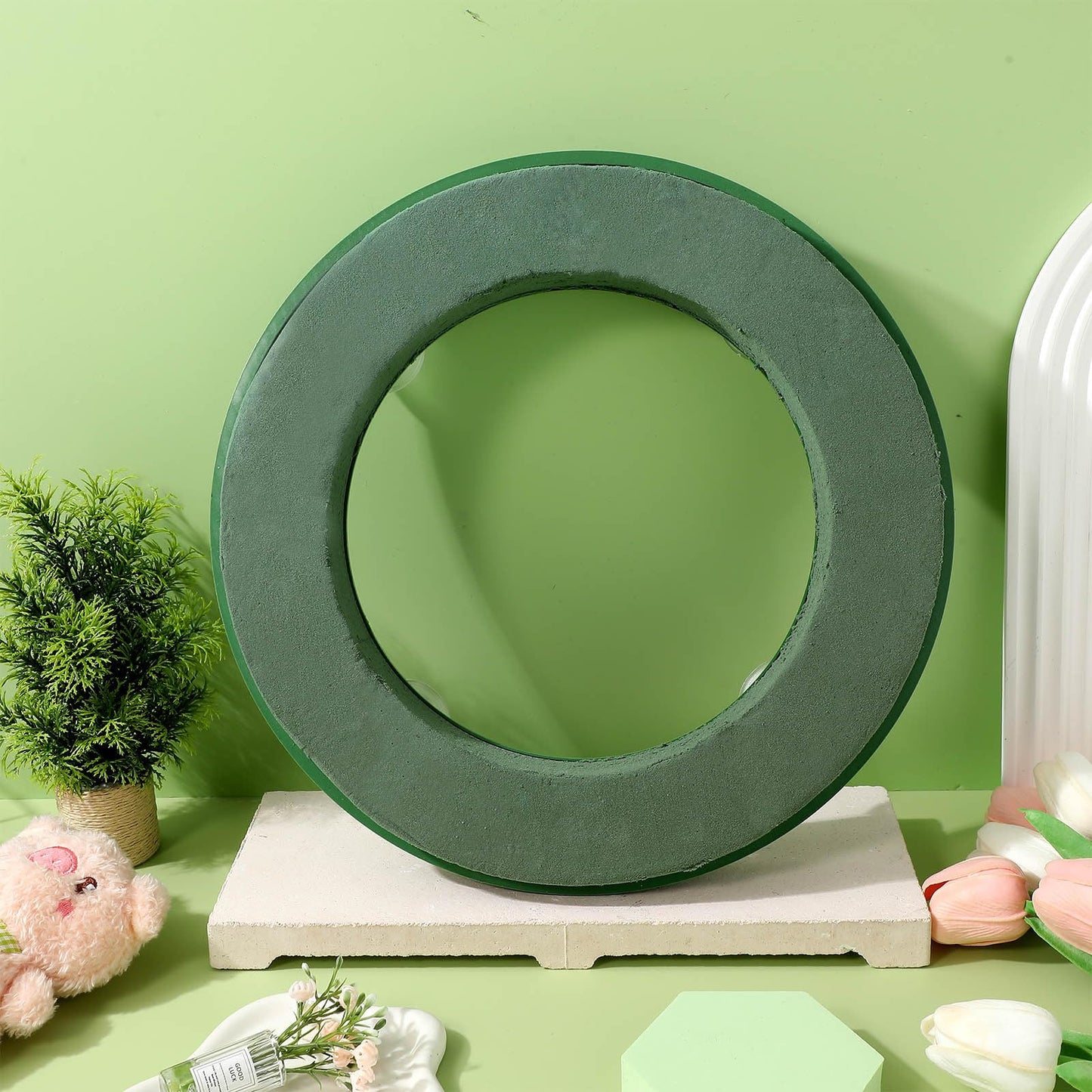 Sewroro 12-Inch Floral Foam Ring with Mud Block and Suction Cups for DIY Wedding Car Decoration Floral Arrangements and Wreath Making