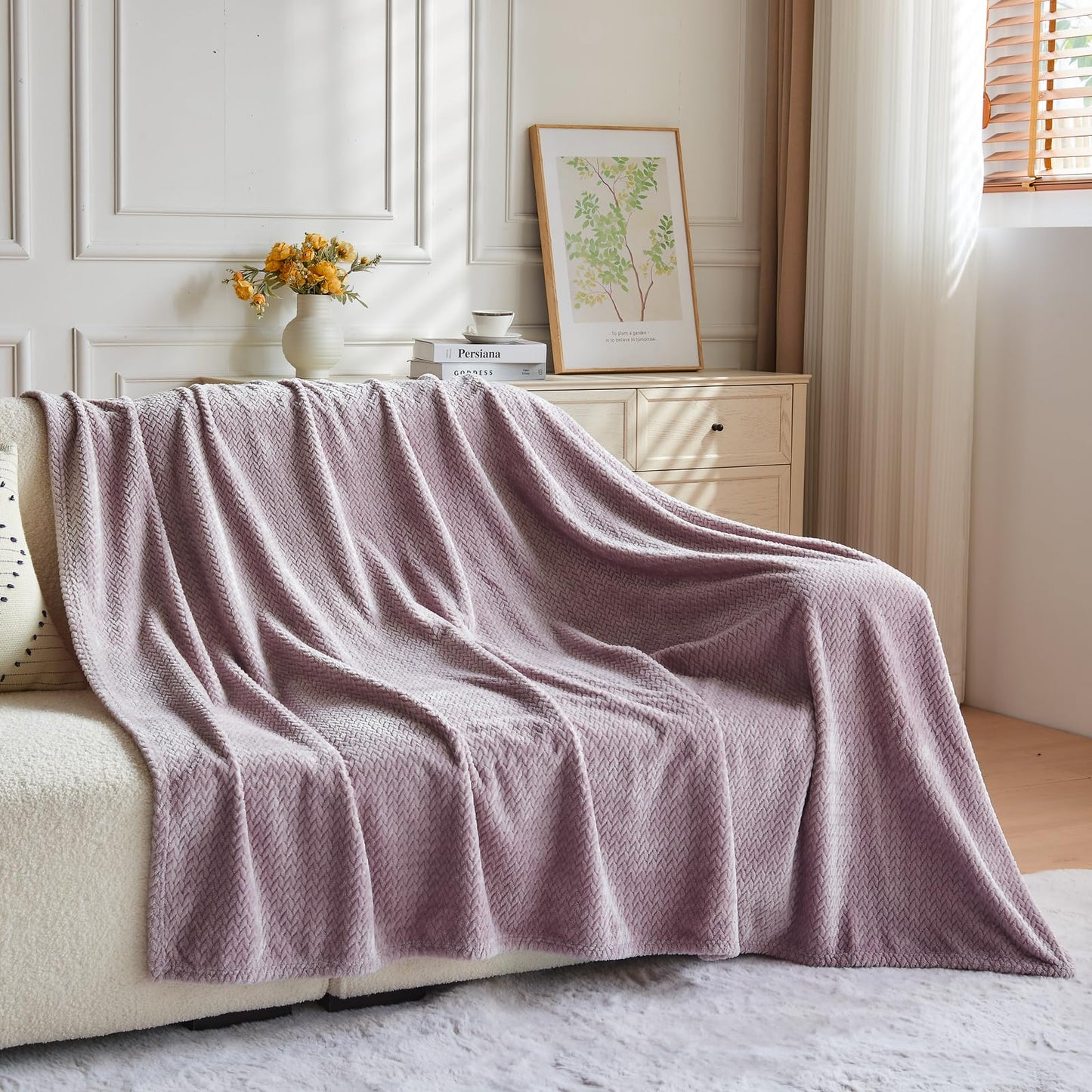 NEWCOSPLAY Super Soft Throw Blanket Light Purple Premium Silky Flannel Fleece Leaves Pattern Lightweight Bed Blanket All Season Use (Light Purple, Throw(50"x60"))