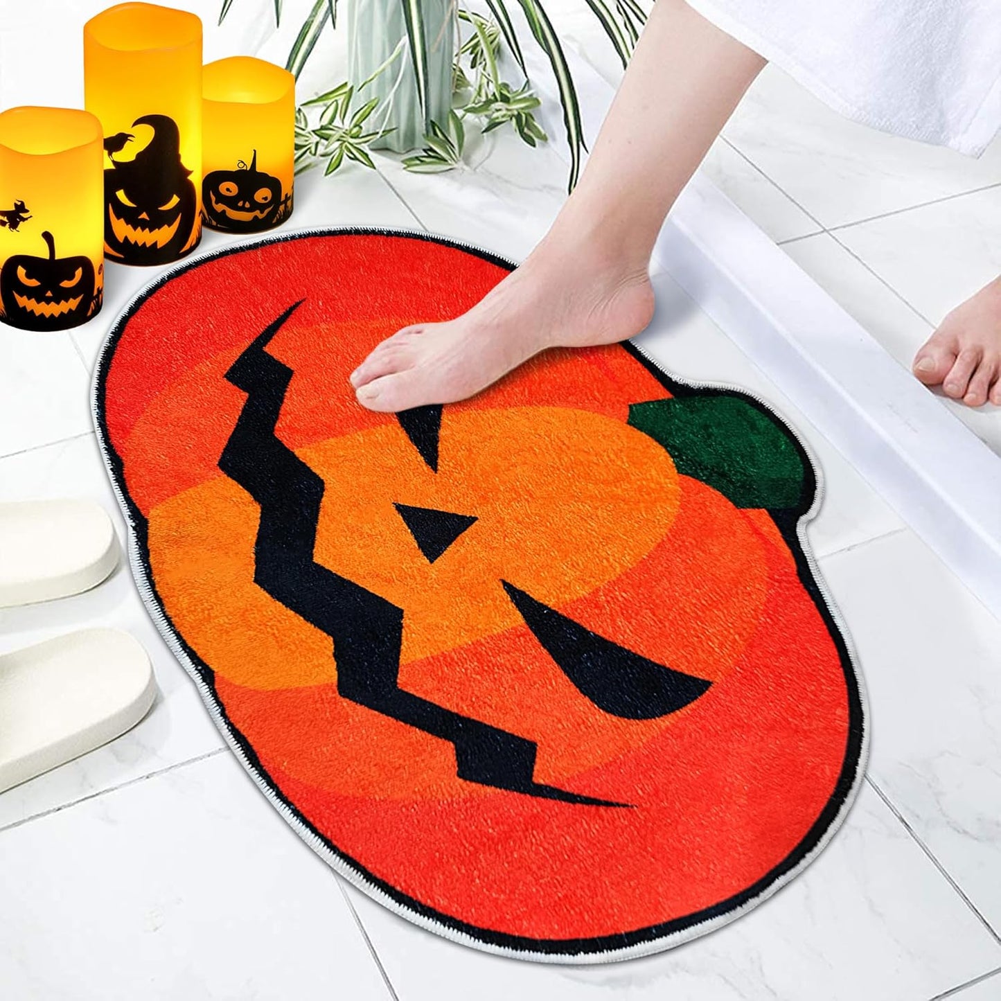 FANTPK Halloween Bathroom Rug, Fall Pumpkin Bath Mat Water Absorbent Non-Slip Washable for Shower Tub Microfiber