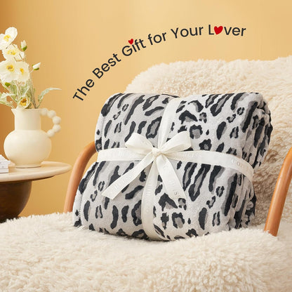 Cozy 90"*90" Bliss Leopard Print Fuzzy Throw Blanket for Bed & Couch, Thick Soft Warm Fleece Blankets for Room Decor