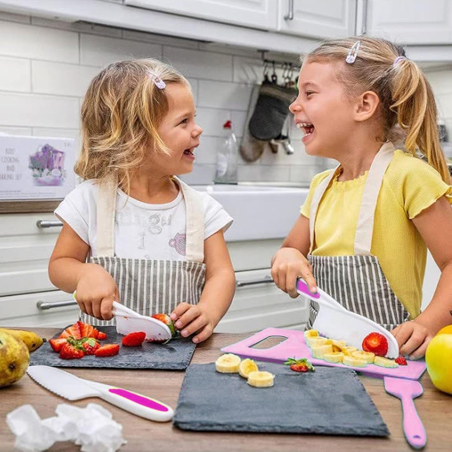 Montessori Kitchen Tools for Toddler, Kids Knife Set with Serrated Edges Plastic Knife and Cutting Board
