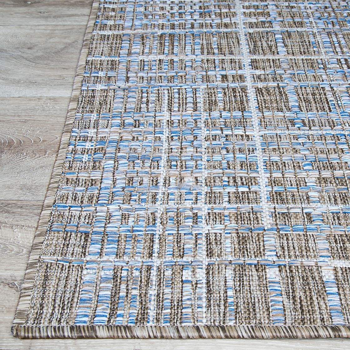 Couristan Charm Ohe Indoor/Outdoor Area Rug, 2'2" x 4'3" Sand-Ivory