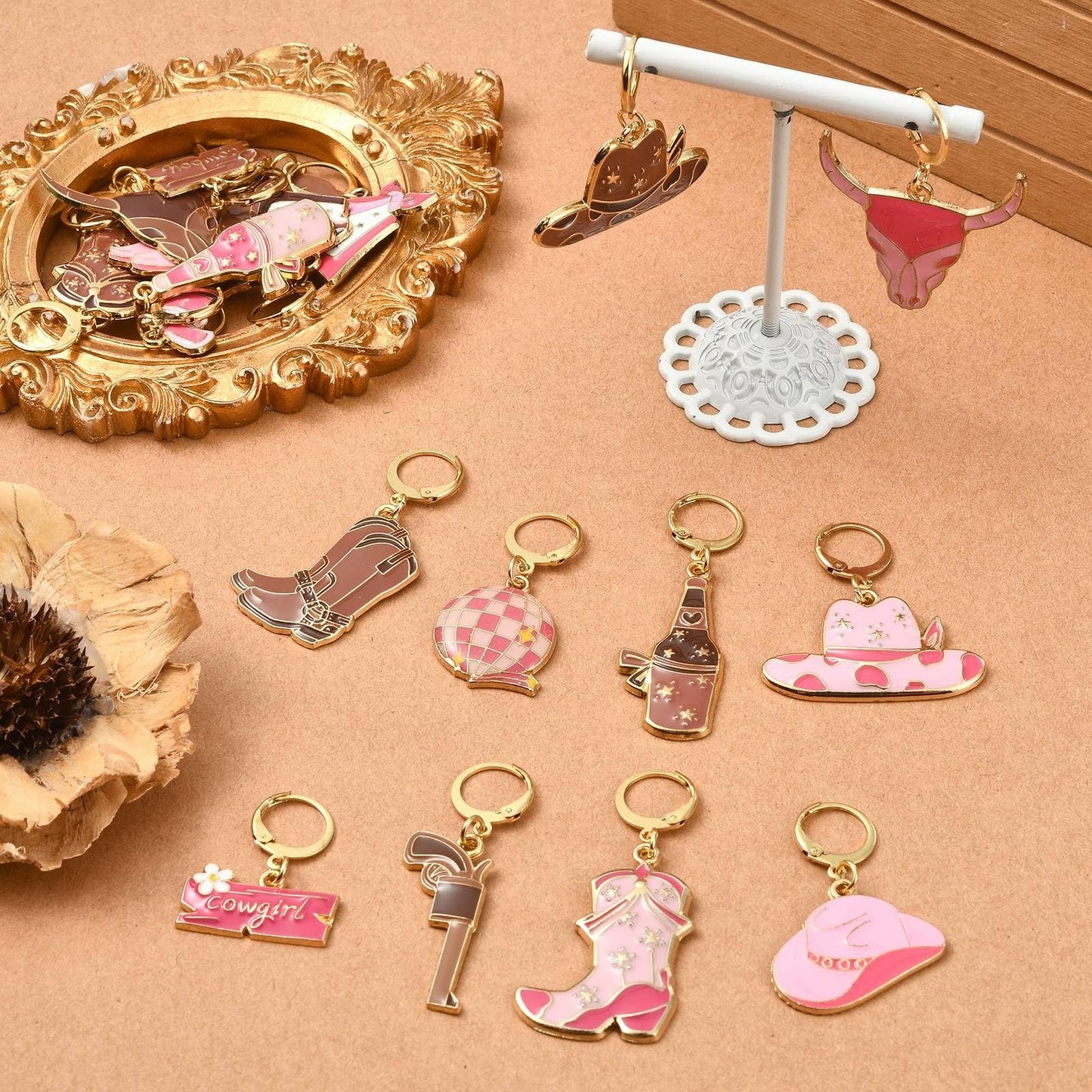 KitBeads 20Pcs 2 Colors Enamel Cowboy Charms Pink Brown Western Hat Broots Locking Stitch Markers for Weaving Sewing Quilting Jewelry Making