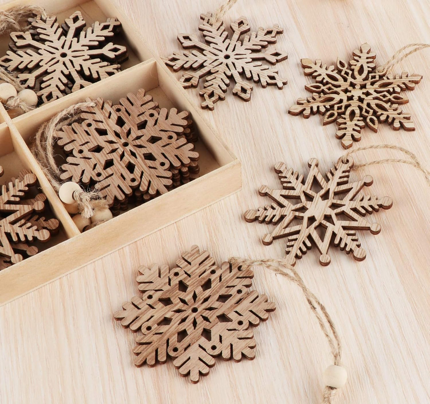 ilauke 20 pcs Unfinished Christmas Wood Snowflake Ornaments - 4 Styles Bulk with Twine for Tree Decorations