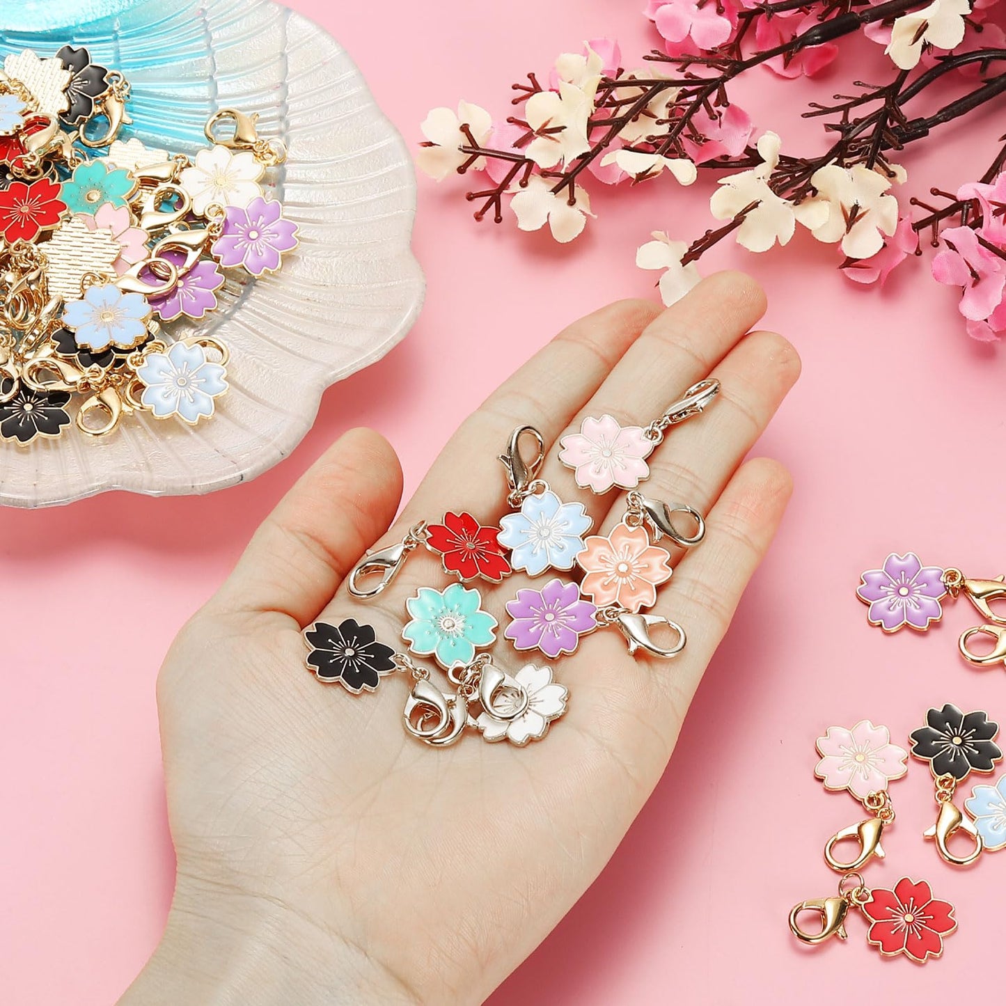 PATIKIL Flower Crochet Stitch Markers, 50 Pack 1.4" Metal Knitting Markers Cherry Blossom Removable Lobster Clasp Charm Locking Cute Stitch Marker for Sewing Crocheting DIY Craft, White