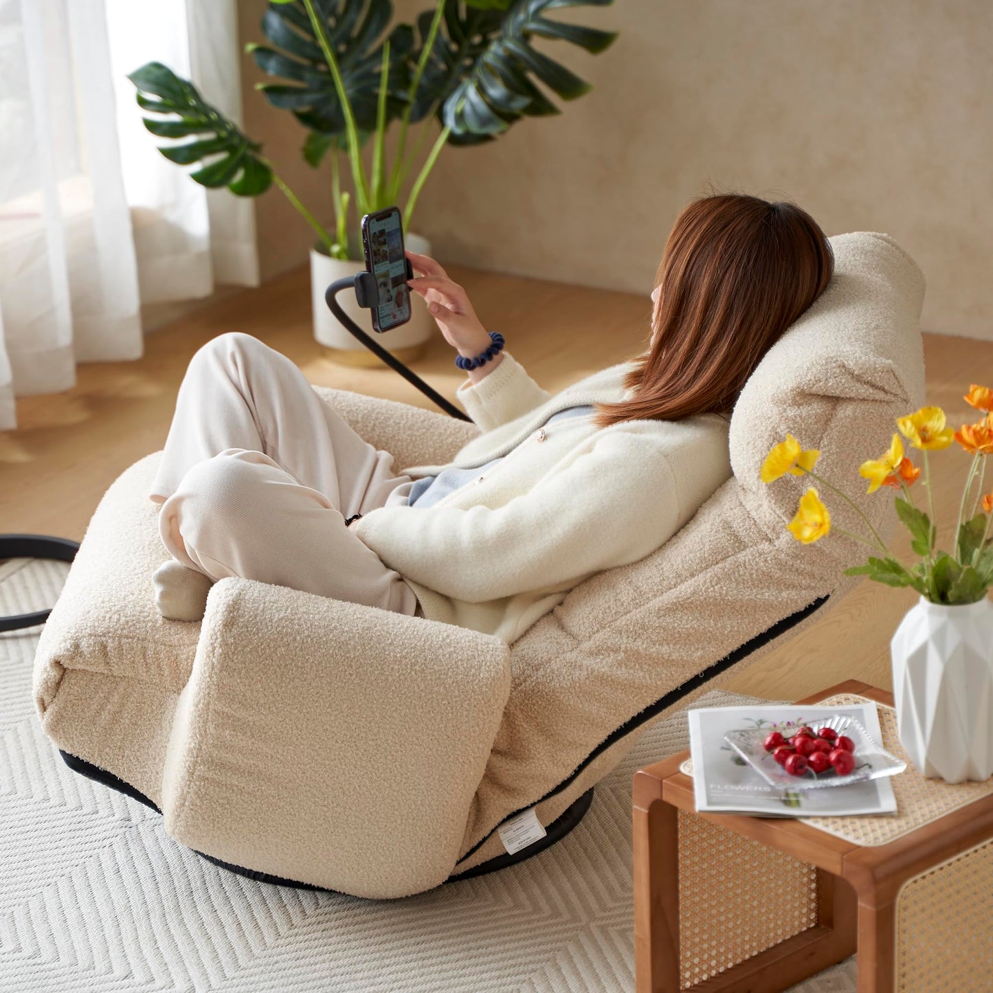KEIKI Adjustable Swivel Accent Chair with Phone Holder, 360° Rotatable Sofa Chair with 5-Position Recline, Upholstered Single Sofa Chair for Living Room, Beige