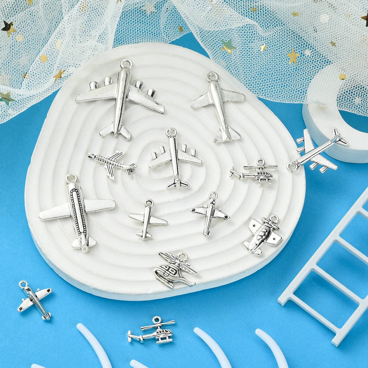 Ipotkitt 100 Pcs 10 Styles Vintage Style Charms Passenger Airplane Charms Aircraft Airliner Charms Jewelry Findings for Jewelry Making DIY Crafts