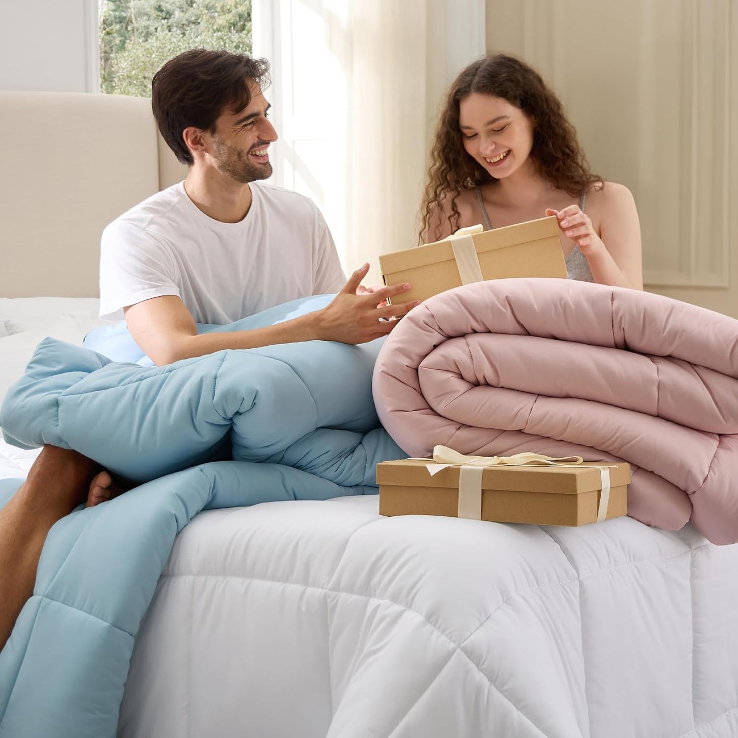 Bedsure Comforter Duvet Insert - Oversized Queen Size All-Season Down Alternative Bedding, Grey 98 x 98 Inches