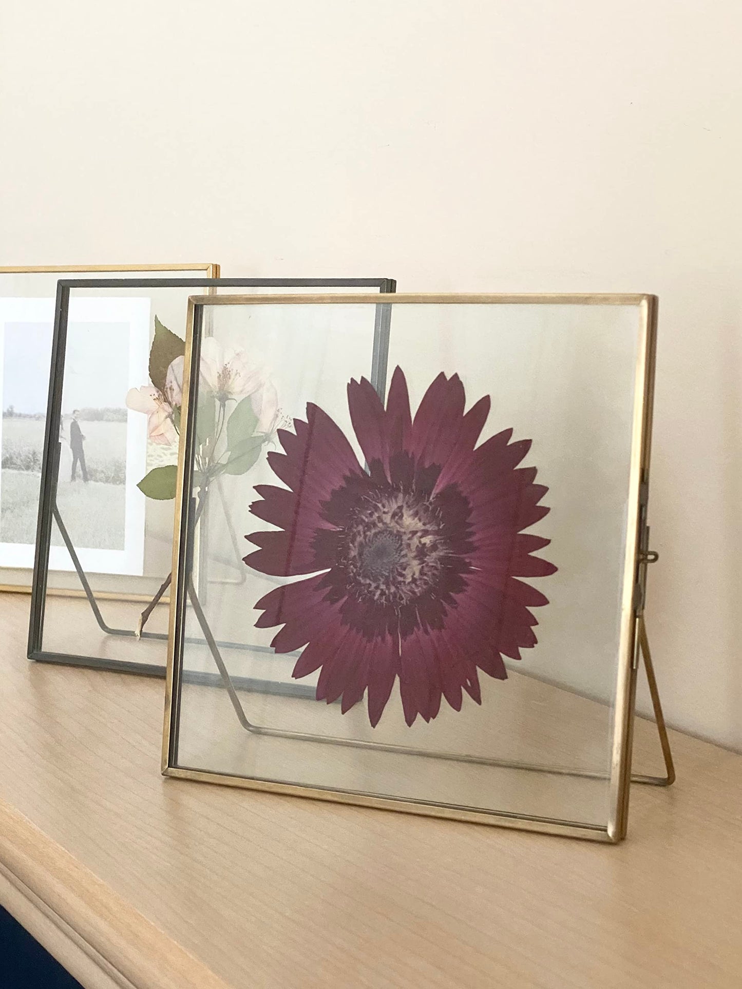 Beedecor Double Glass Frame for Pressed Flowers, Leaf and Artwork,Bronze 6x6 Standing Square Metal Picture Frames, Set of 2 Pressed Flower Frames with Stand (Antique bronze, 6x6)