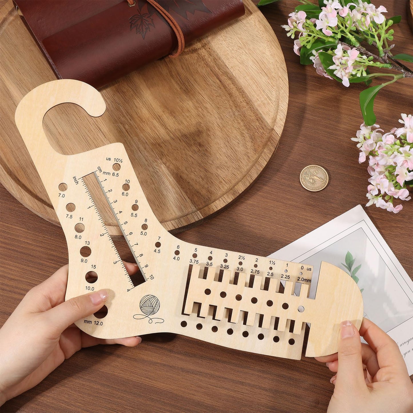 FREEBLOSS 2Pcs Adjustable Sock Blockers 2 Sizes Wood Sock Shaper for Knitting Crochet Knit Sock Ruler Tool for Beginners 31x21cm/12.2x8.3inch