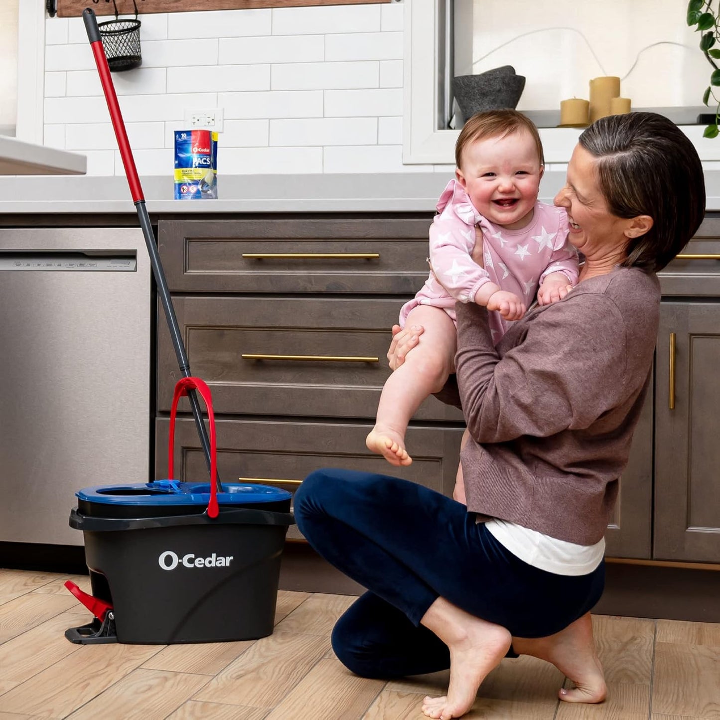 O-Cedar RinseClean Spin Mop & Bucket System - Effortless Cleaning with Water | Eliminates 99% of Bacteria