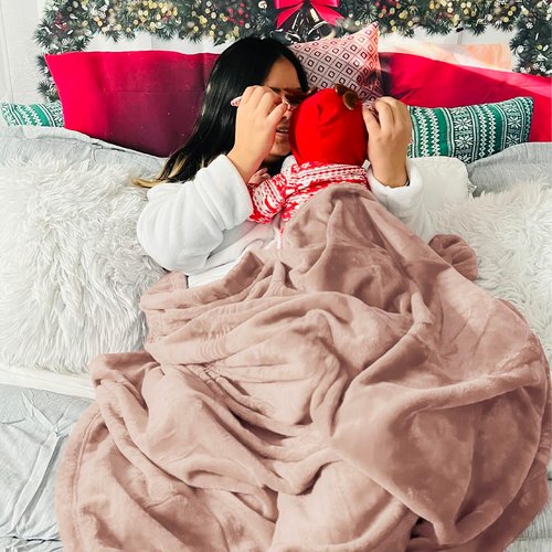 Bedsure GentleSoft Fleece Throw Blanket - Dusty Pink 300GSM Cozy Plush Blanket for Couch & Bed, 50x60 Inches