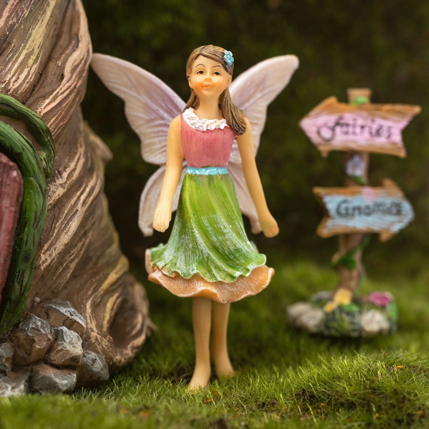PRETMANNS Fairy Garden House Kit - Outdoor Fairy Houses for Outside with Accessories, Miniature Village Decor for Adults, Large Fairy House 7 Inch (18cm), Garden Decor Set