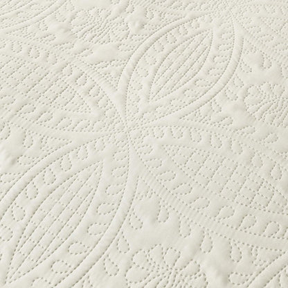 akkialla King/Cal King Quilt Set,Cream Lightweight Bedspread with Coin Pattern, Soft Microfiber Coverlet for All Seasons, Breathable and Skin-Friendly Fabric (1 Quilt, 2 Pillow Shams)