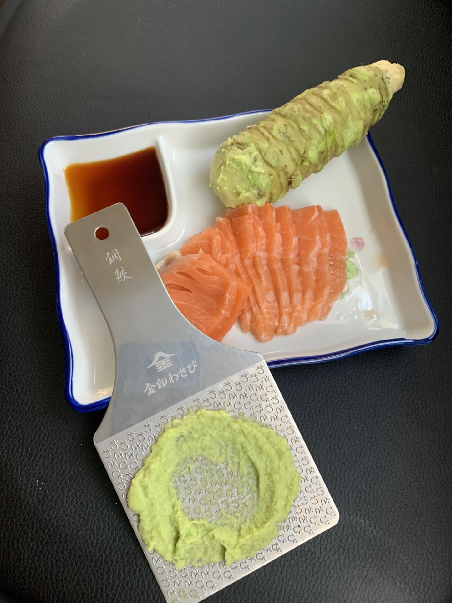 Sustainable Stainless Steel Wasabi Grater - Hagane Zame MASTER - Grate Wasabi, Garlic, Ginger, Apples, Fruits, Vegetables, Creamy Texture/Kinjirushi Wasabi (14.5 x 7.1)