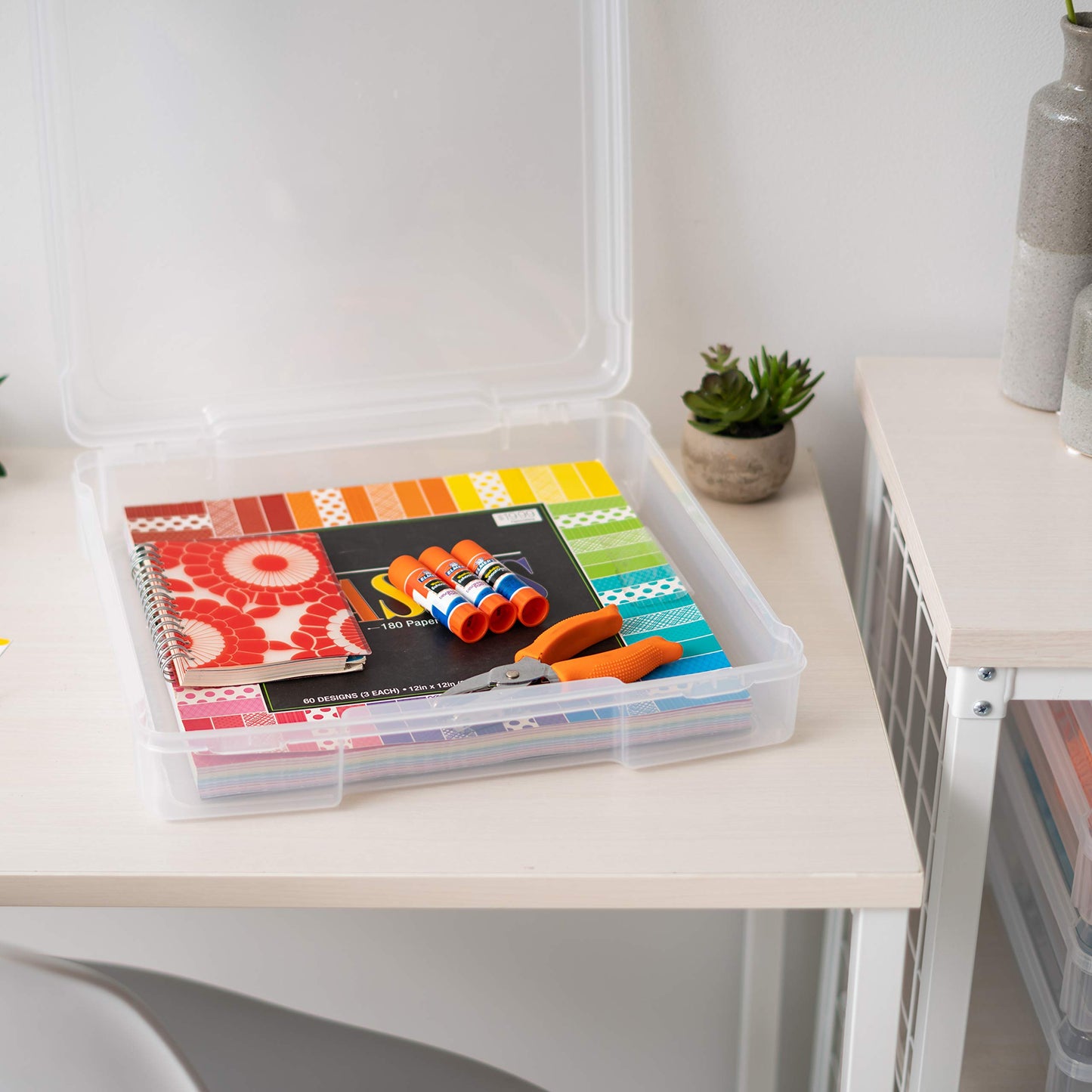 IRIS USA Fits 12" x 12" Paper, 6-Tier Scrapbook Rolling Storage Cart with Organizer for Stationery Vinyl Tools Office Art and Craft Supplies, Yarn, 6 Clear Cases w/Built in Handle - White/Clear