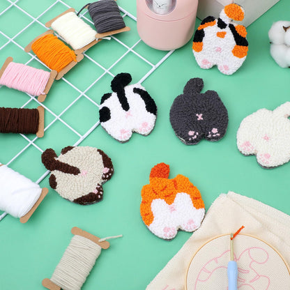 Vesici 6ps Cat Bum Punch Needle Kit, 6 Patterns Cat Butt Punch Coaster, Fun Woven Creative Coasters for Adult Beginners, Coasters Kit with Adhesive Felt, Yarns, Embroidery Hoop, Instruction