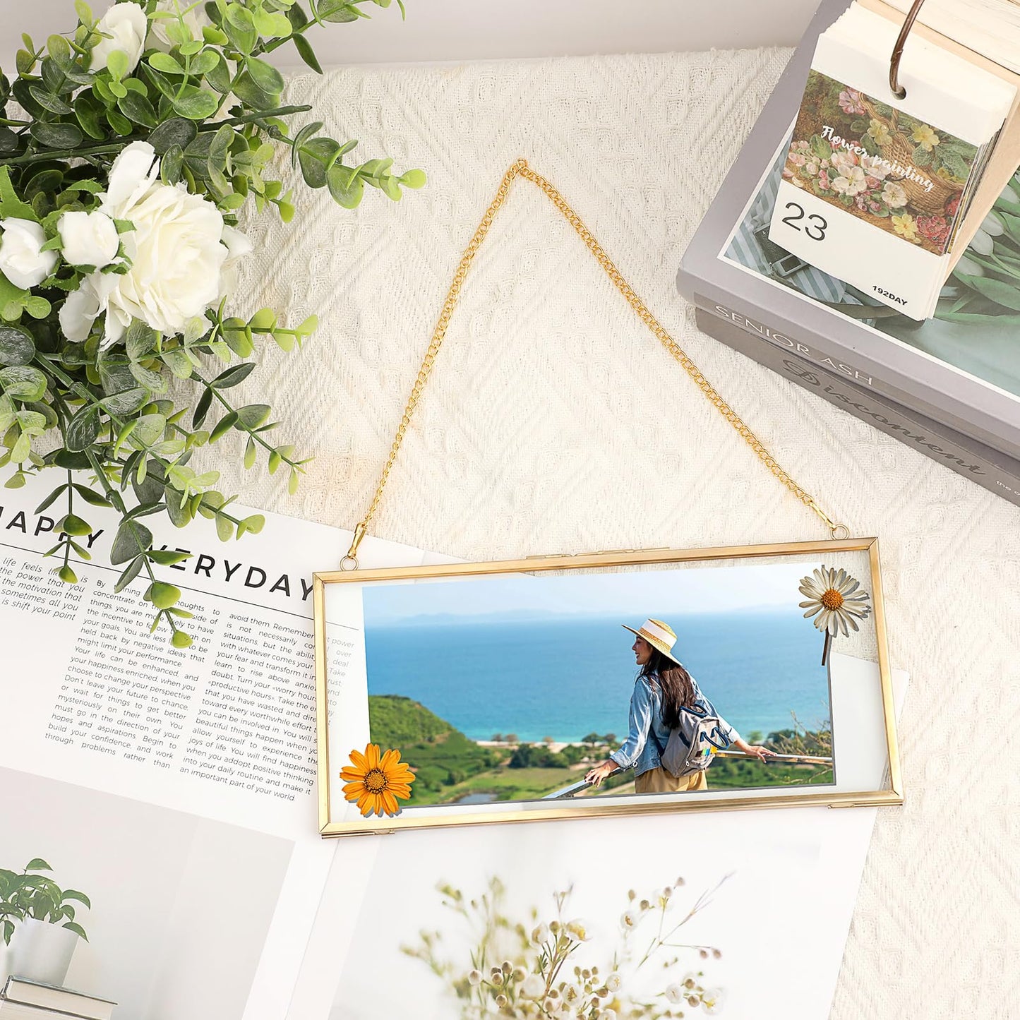 OGANAZI Double Glass Pressed Flower Frames with Metal Chain - 4"x9" Wall Hanging Floating Frames for Dried Flowers Decorative Picture Frame Display Holder for Home Plant Specimen Artwork