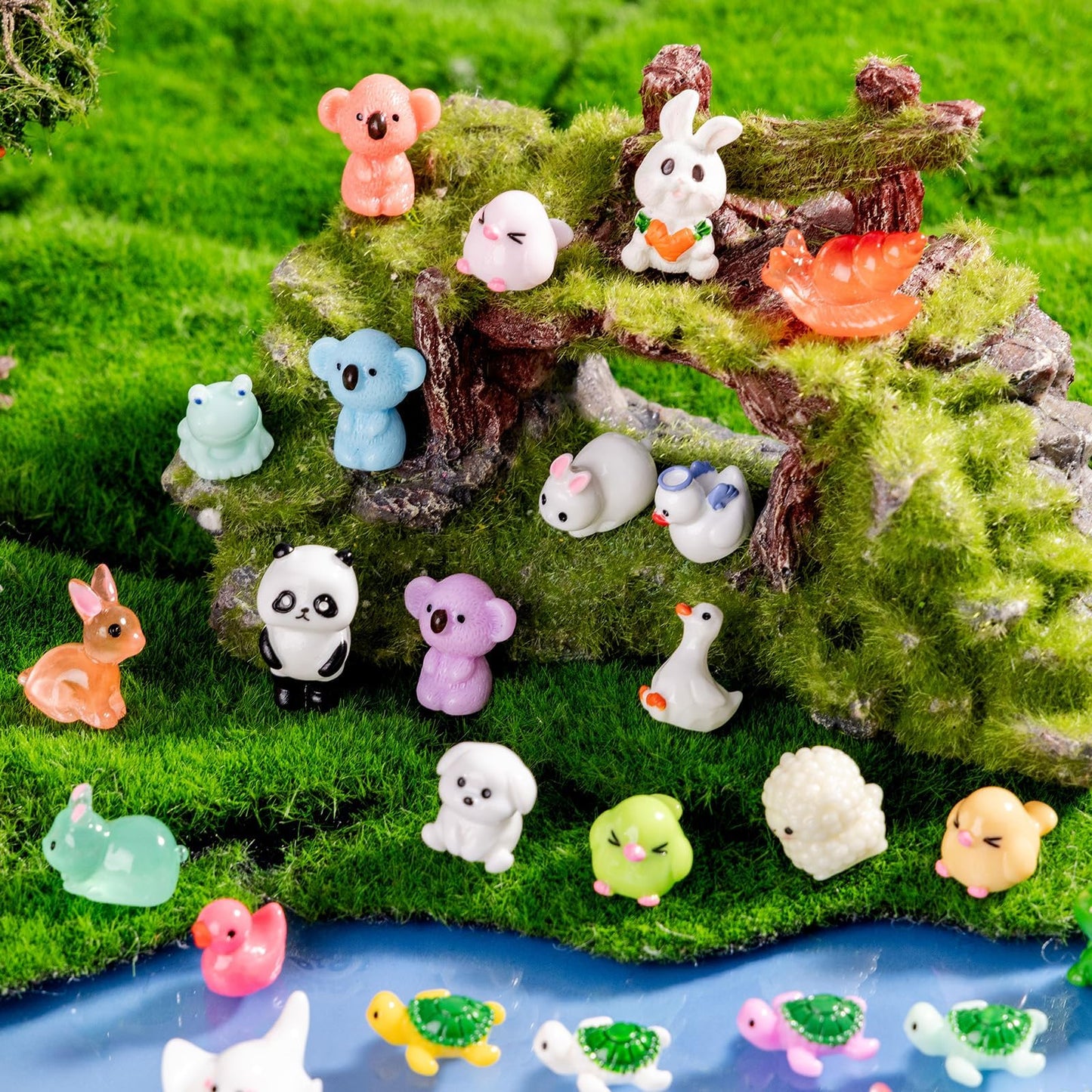 jrootouh 140 Pack Mini Animals Tiny Duck，Cow，Bee Figurines Bulk for Miniature Dollhouse Decor Accessories Garden Aquarium Potted Ornament Party DIY Charms Office Classroom Activity to Hide