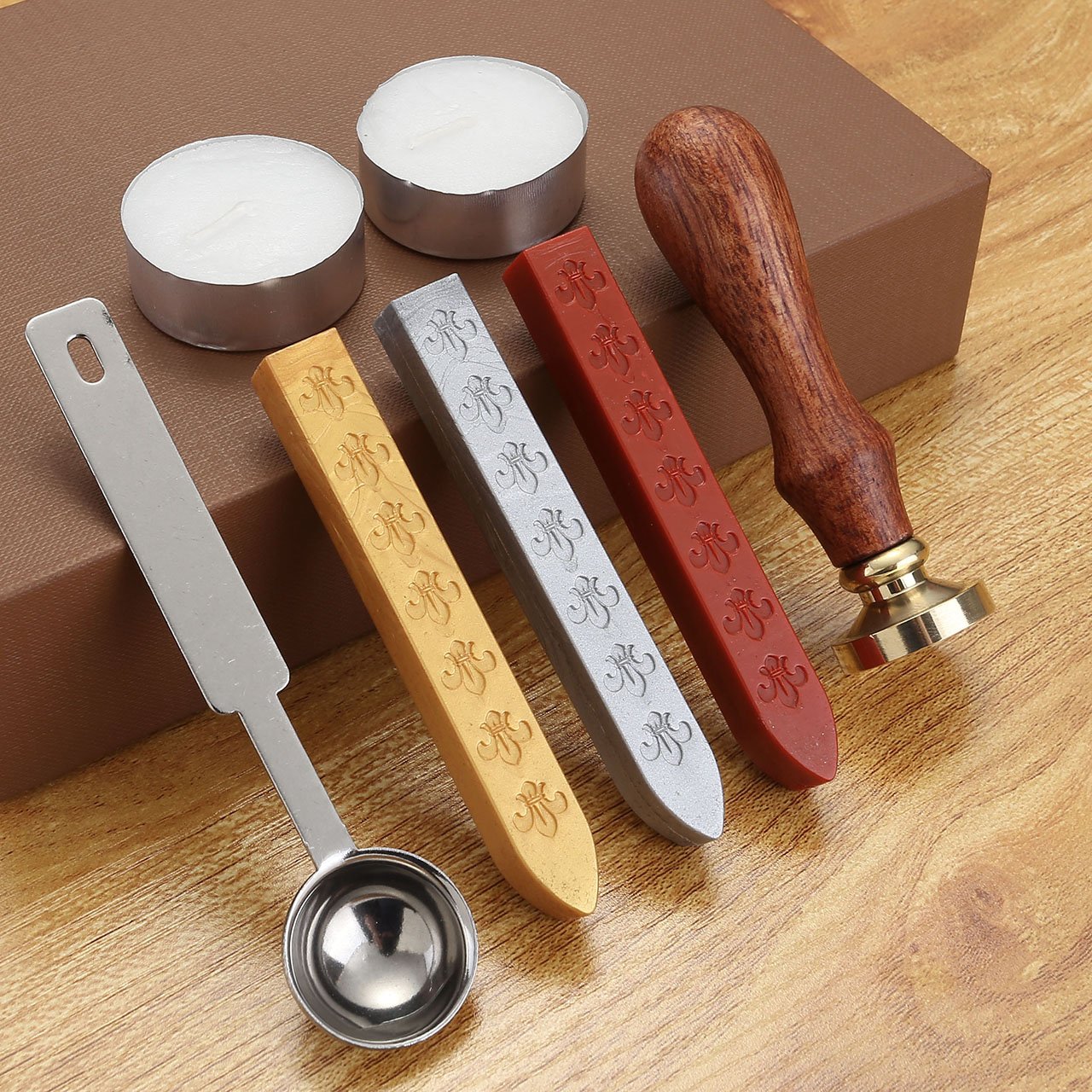 Yoption Wax Seal Stamp Kit, Bee Sealing Stamp with Gold Red Silver Sealing Wax Sticks Gift Box Set for Invitations, Cards, Letters, Gift Idea